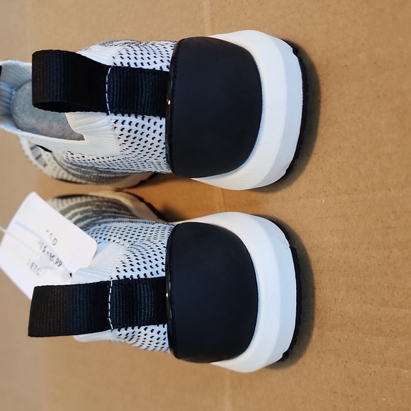 Timberland radius knit slip-on composite toe shoes- black/white-ladies 5.5 - Picture 5 of 10